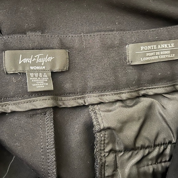 Lord & Taylor Black Ponte Ankle Pant 1X - Picture 5 of 5